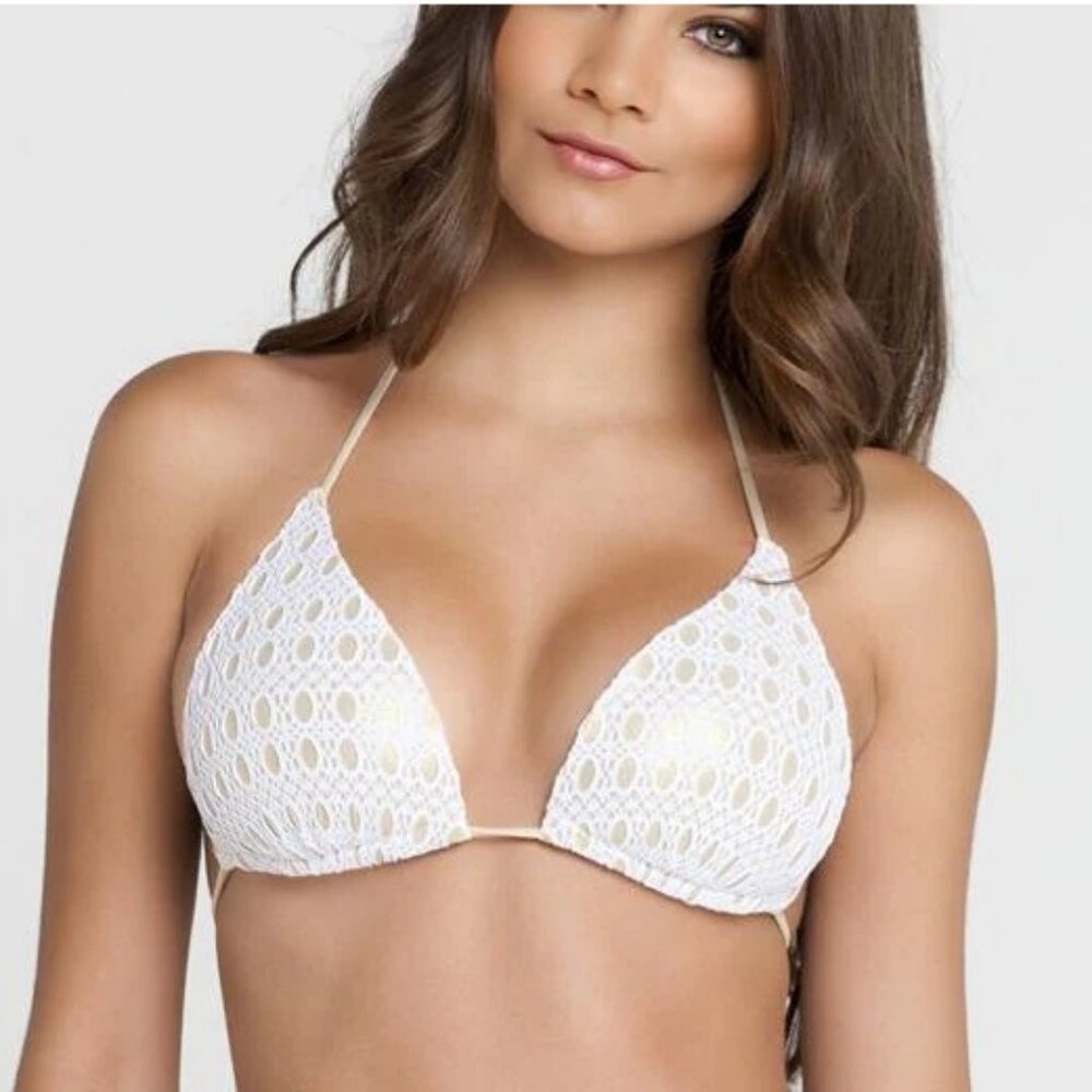 Luli Fama BURBUJAS DE AMOR Molded Cup Push Up Tri Halter Top